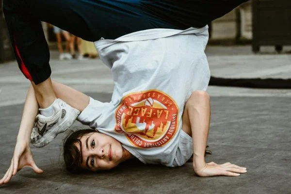 NPB中央联盟阪神虎佐藤辉明冲击本垒打王的关键变量与竞争格局